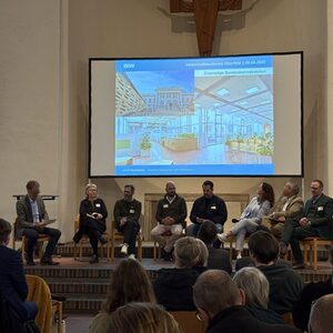 Blick in die volle Kirche bei der Innenstadtkonferenz Elberfeld